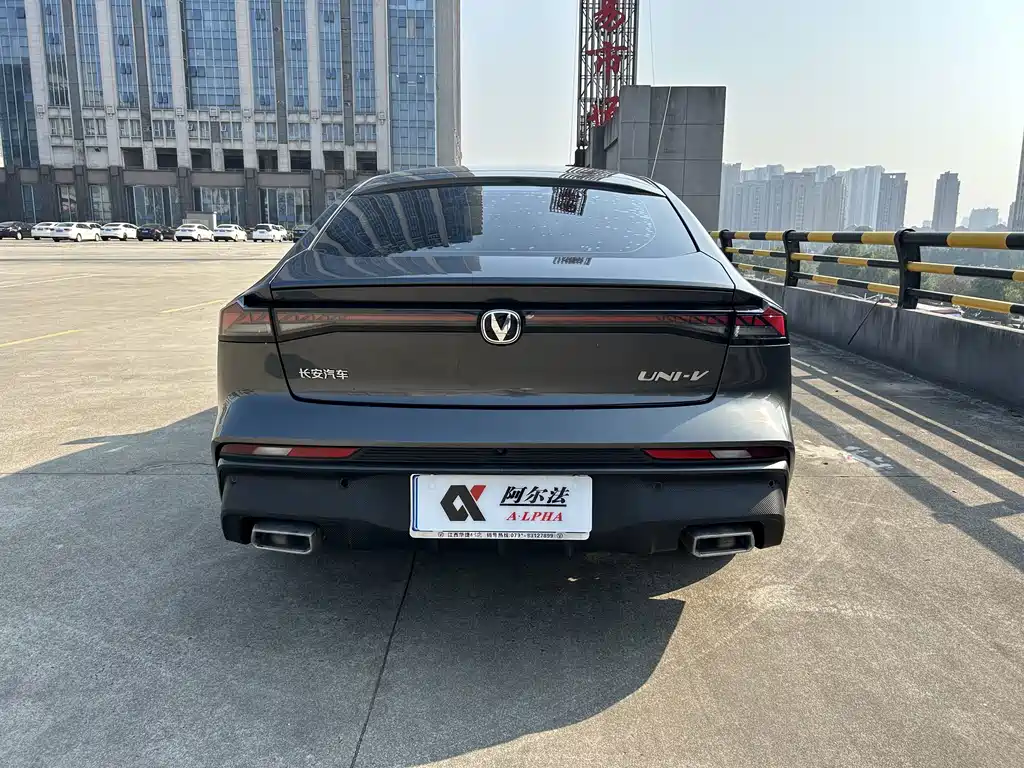 Changan UNI-V — миниатюра 5