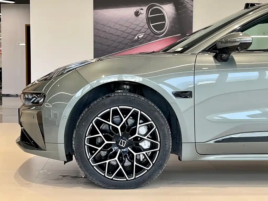 ZEEKR EXTREME KRYPTON 001