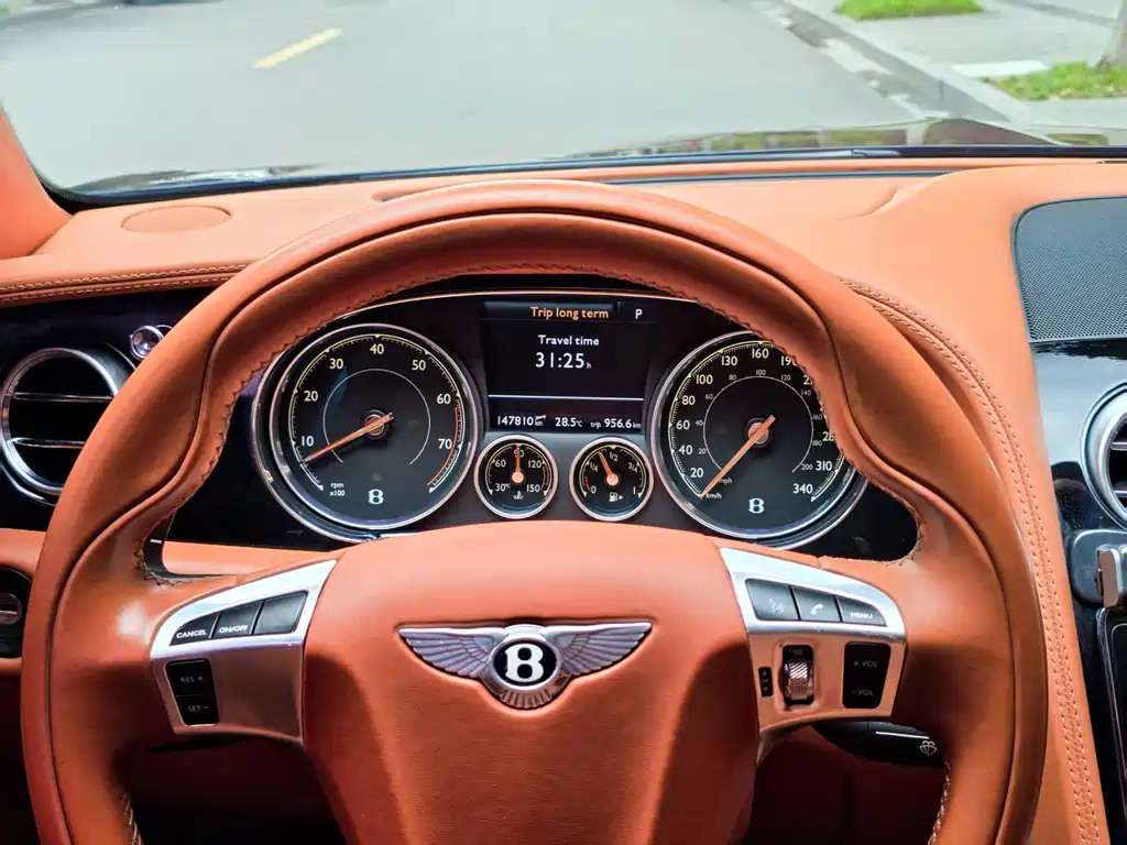 Bentley Flying Spur 2017 4.0T V8 S Standard