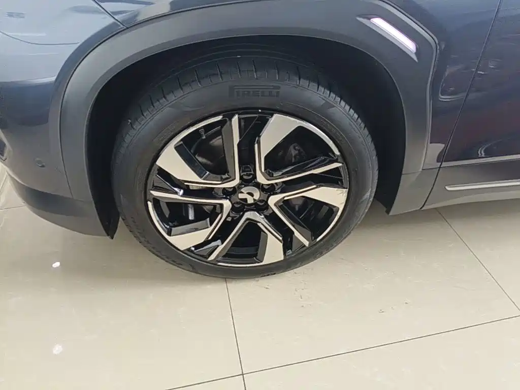 NIO ES6 — миниатюра 23