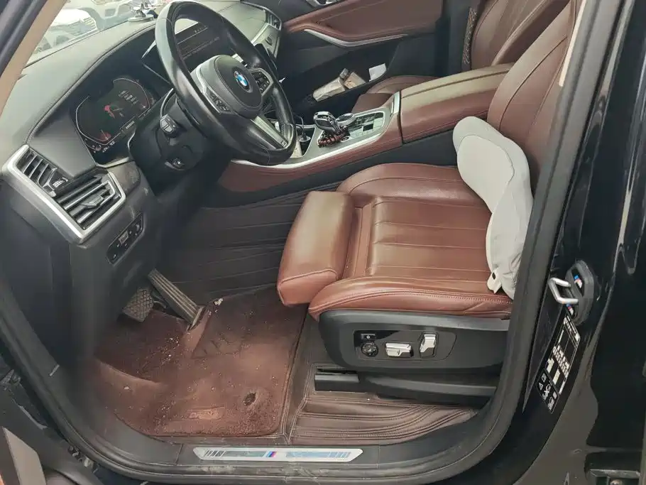 BMW X5 (Import) — миниатюра 9
