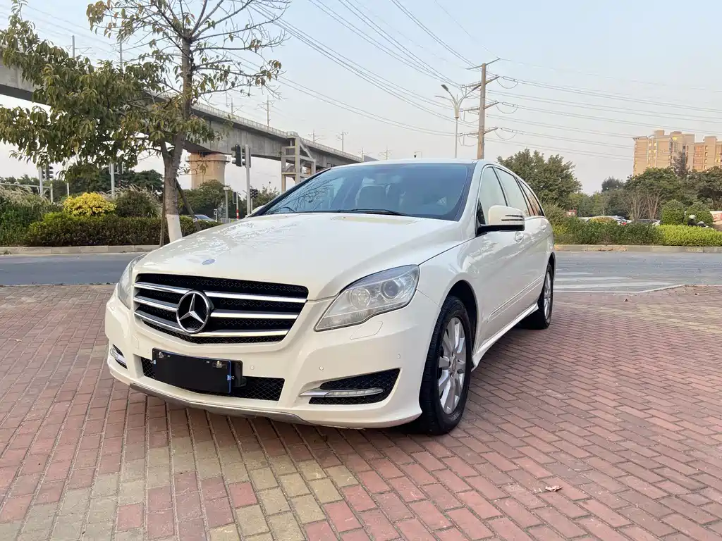 Mercedes-Benz R-Class 2013