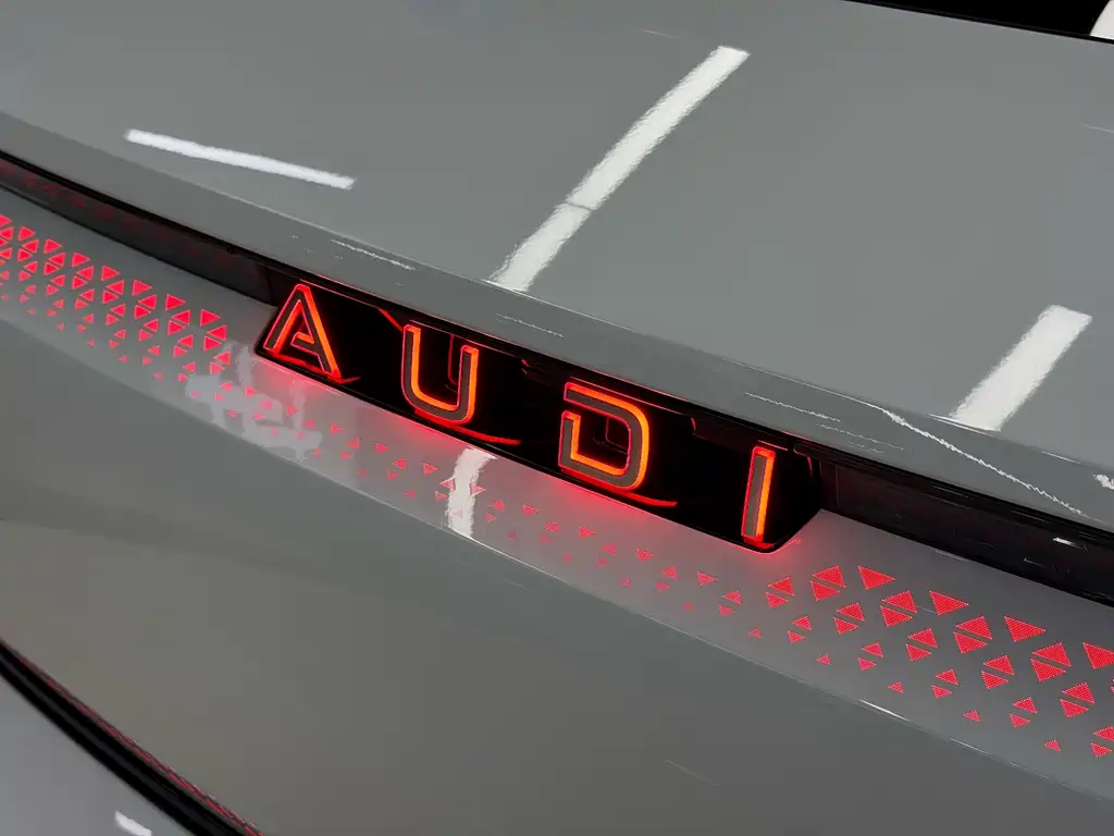 Audi E5 Sportback — миниатюра 19