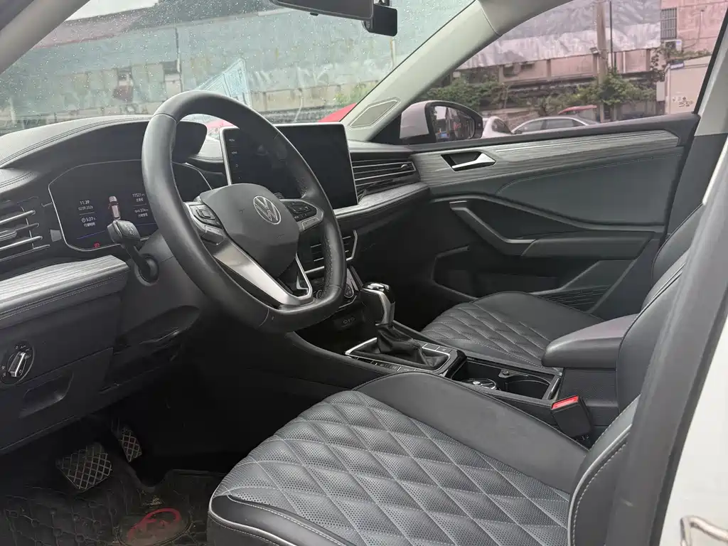Volkswagen Sagitar — миниатюра 4