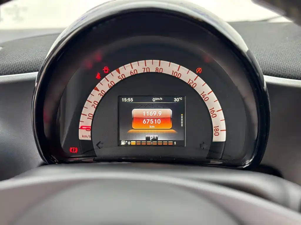 smart Smart Fortwo — миниатюра 9
