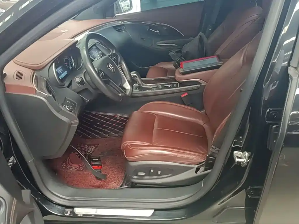 Buick LaCrosse — миниатюра 15