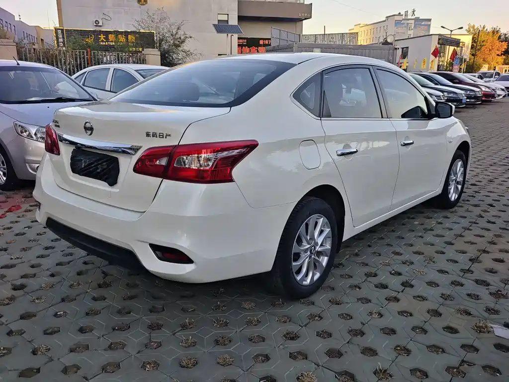 Nissan Sylphy — миниатюра 9