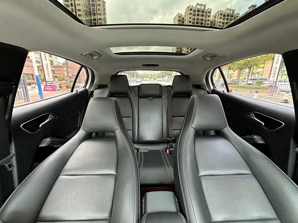 Mercedes-Benz GLA — миниатюра 15