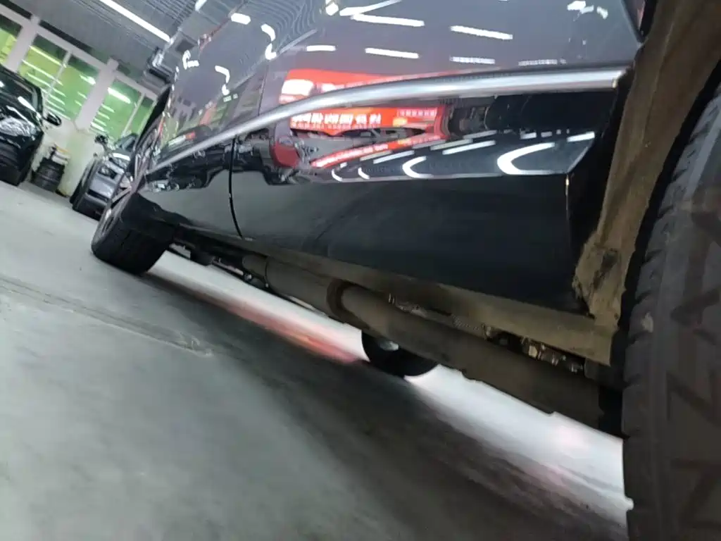 Roewe RX5 New Energy — миниатюра 22