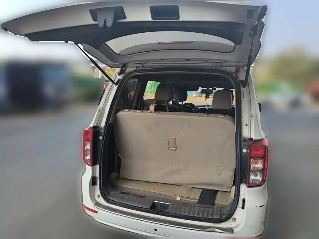 Wuling Hongguang — миниатюра 15