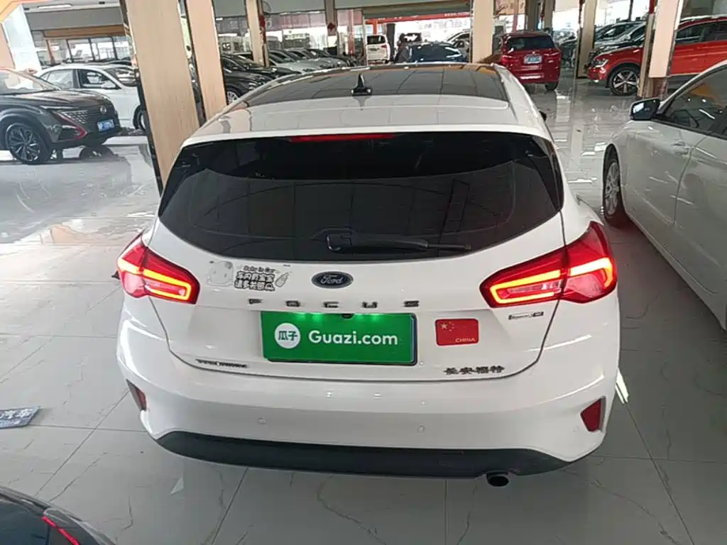 Ford Focus — миниатюра 6