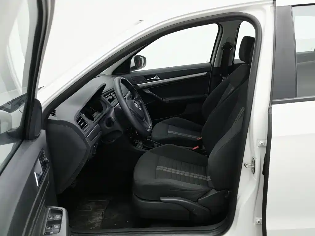 Volkswagen Lavida — миниатюра 10