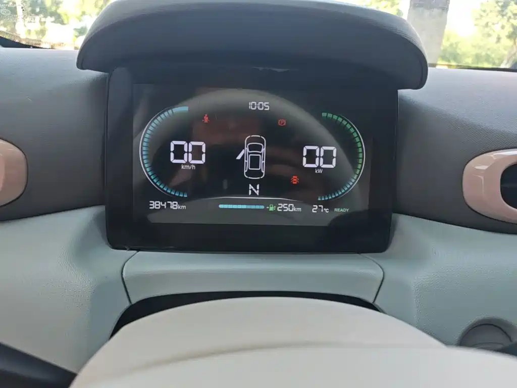 Leapmotor Leapmotor T03 — миниатюра 12