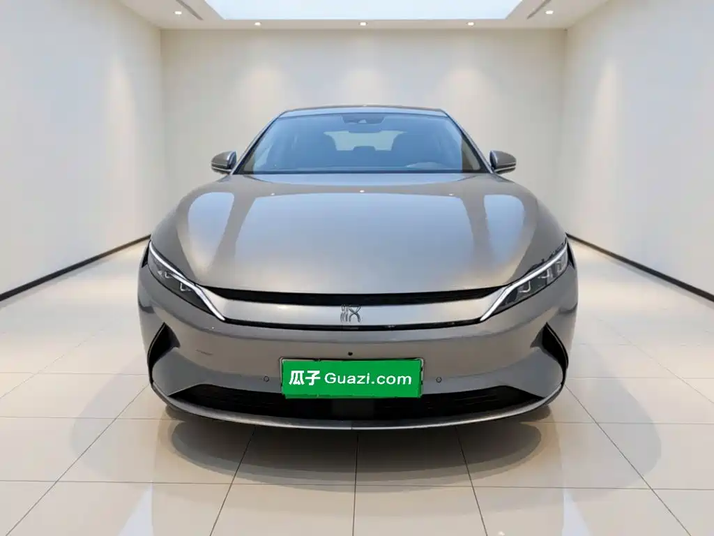 BYD Han — миниатюра 2