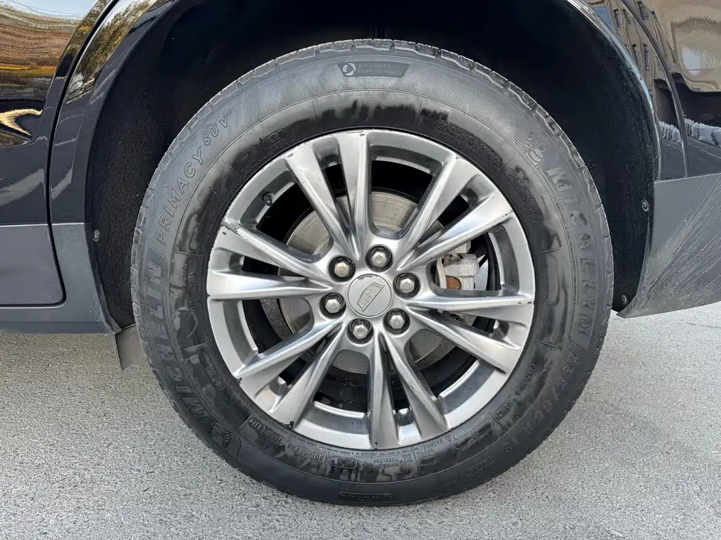 Cadillac XT5 — миниатюра 10