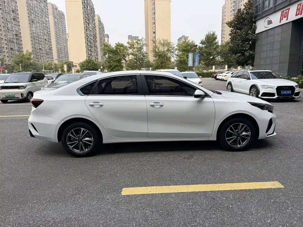 Kia K3 — миниатюра 7
