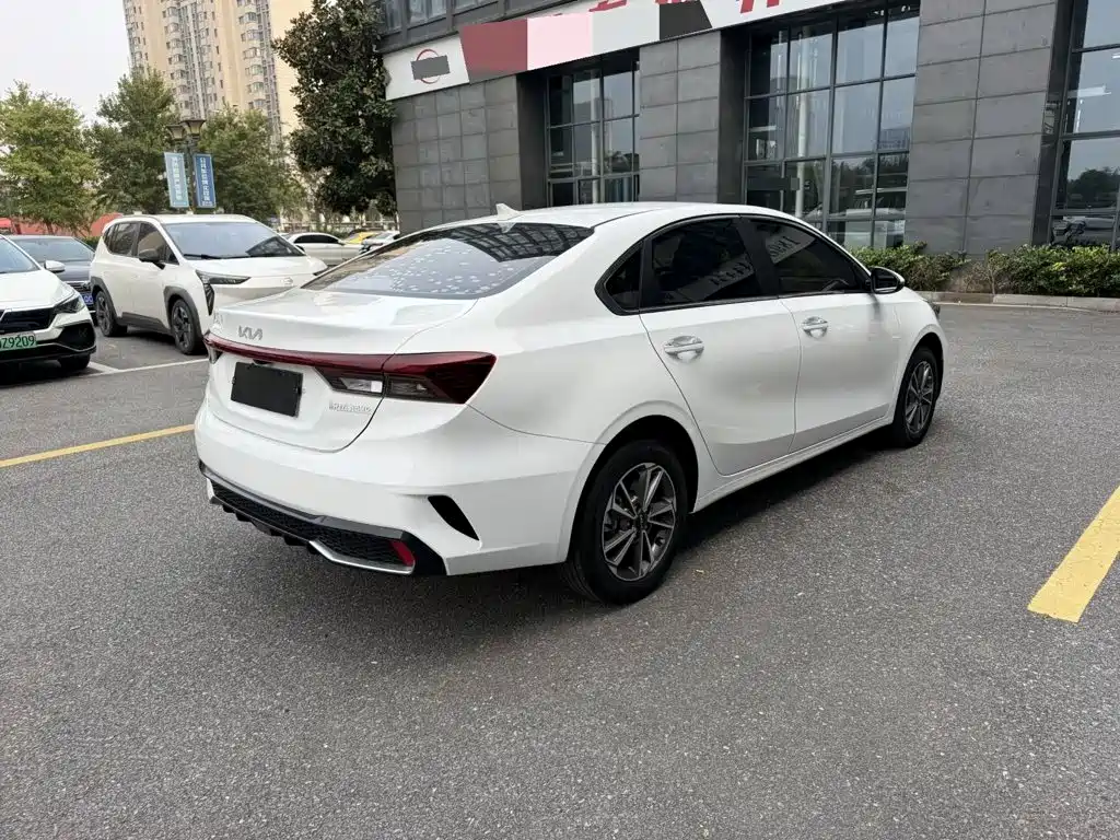 Kia K3 — миниатюра 6