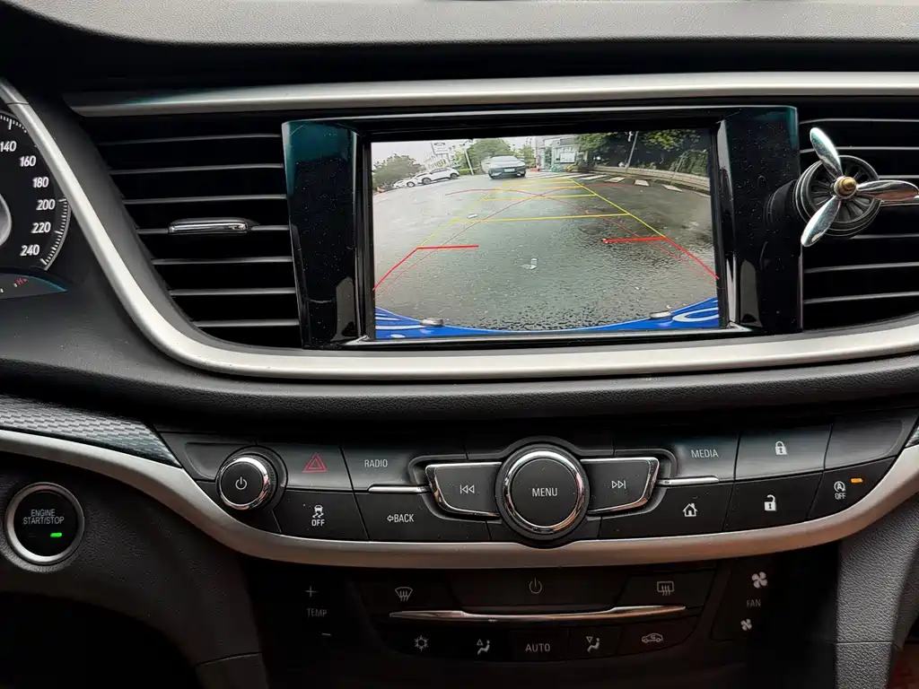Buick Excelle — миниатюра 16