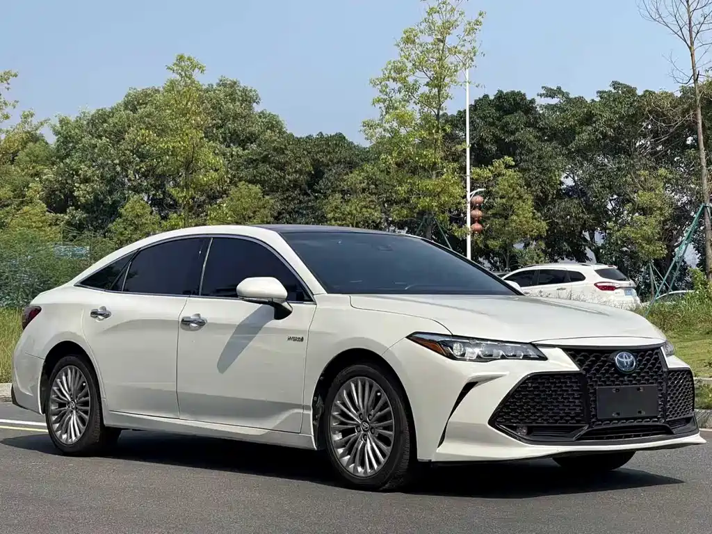 Toyota Avalon — миниатюра 3