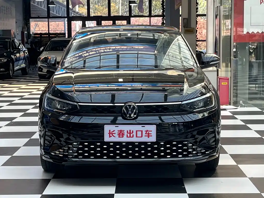 Volkswagen Lavida — миниатюра 2
