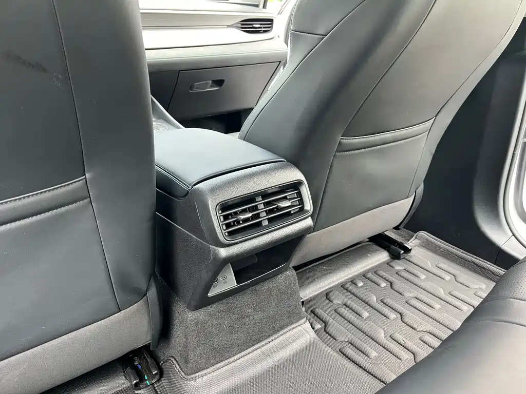 BYD Seal 05 DM-i — миниатюра 15