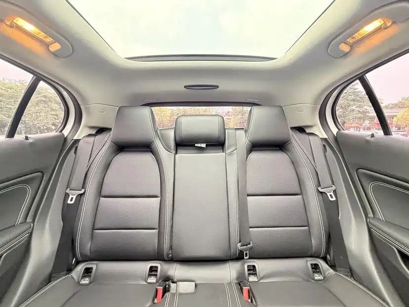 Mercedes-Benz GLA — миниатюра 12