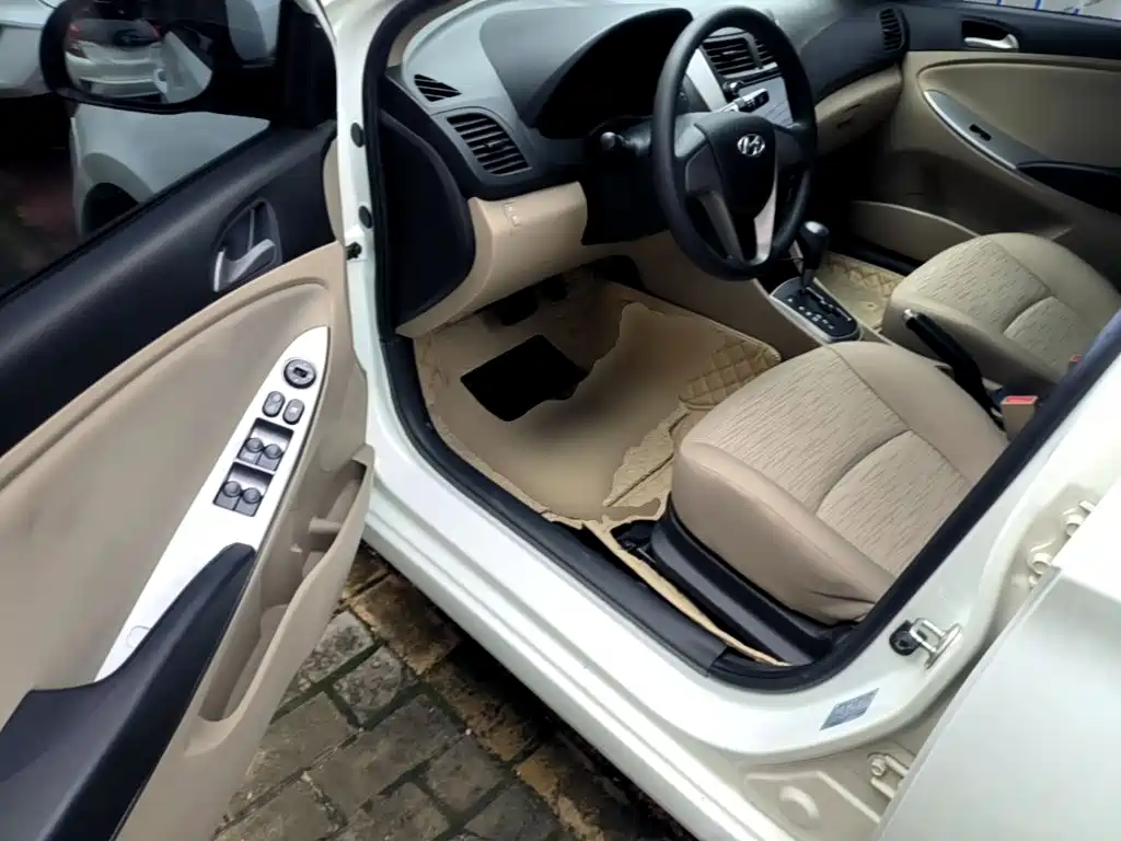 Hyundai Verna — миниатюра 16