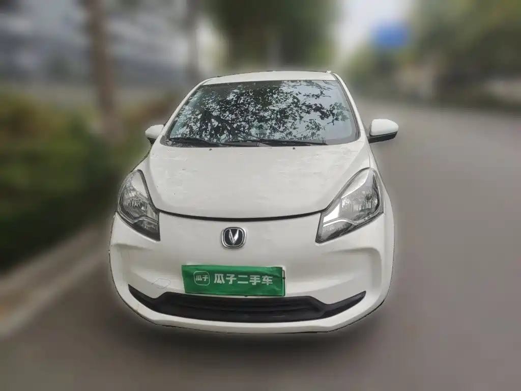 Changan Benben E-Star — миниатюра 2
