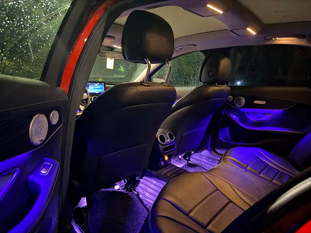 Mercedes-Benz C-Class — миниатюра 5