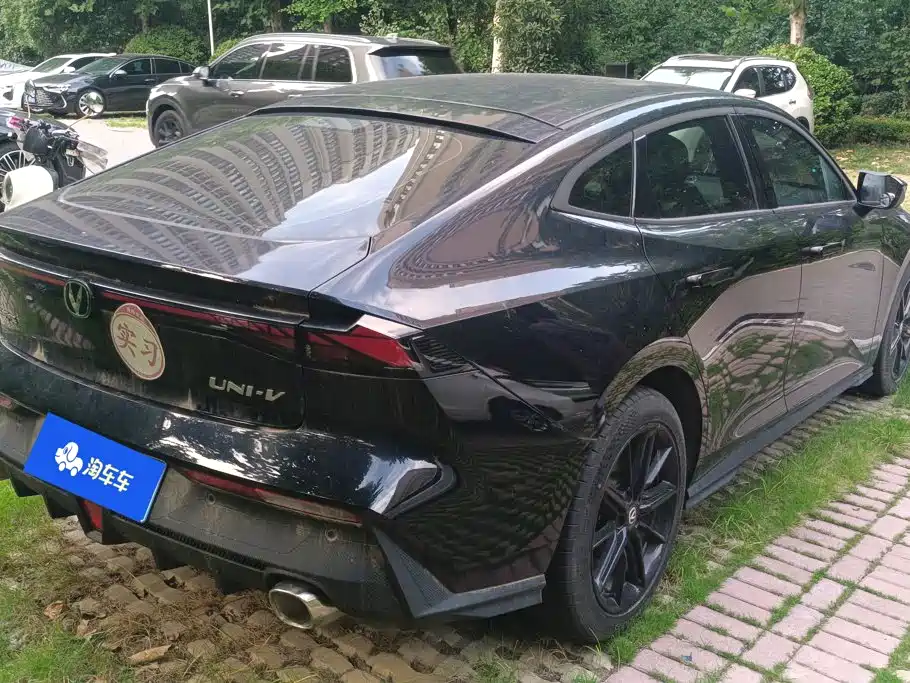 Changan UNI-V — миниатюра 3