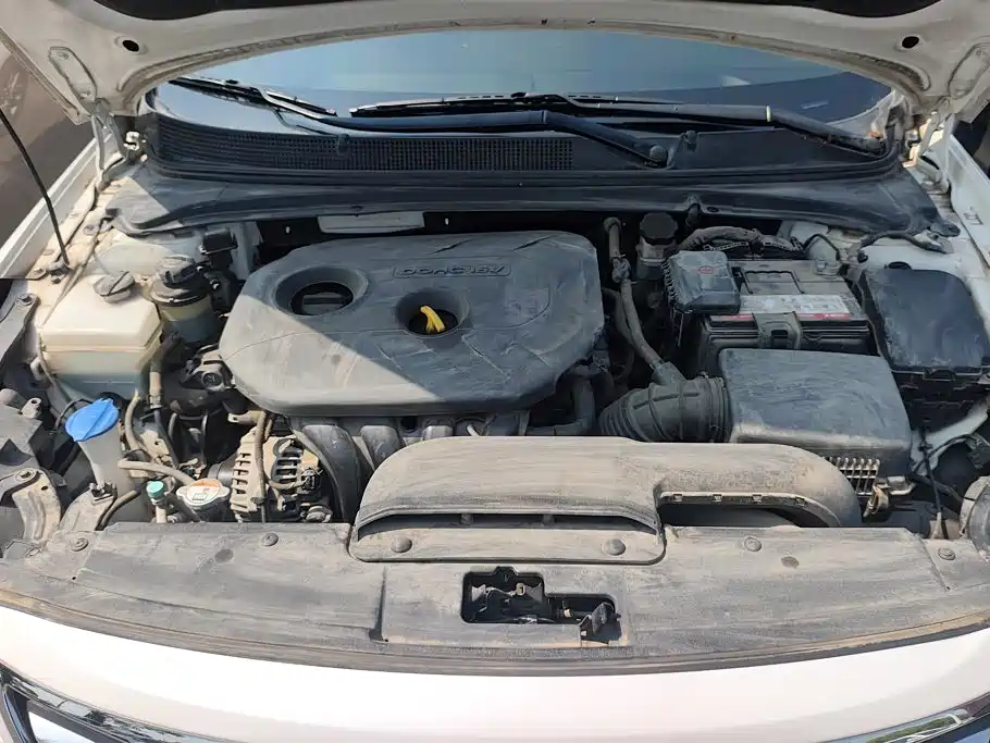 Hyundai Mistra — миниатюра 10