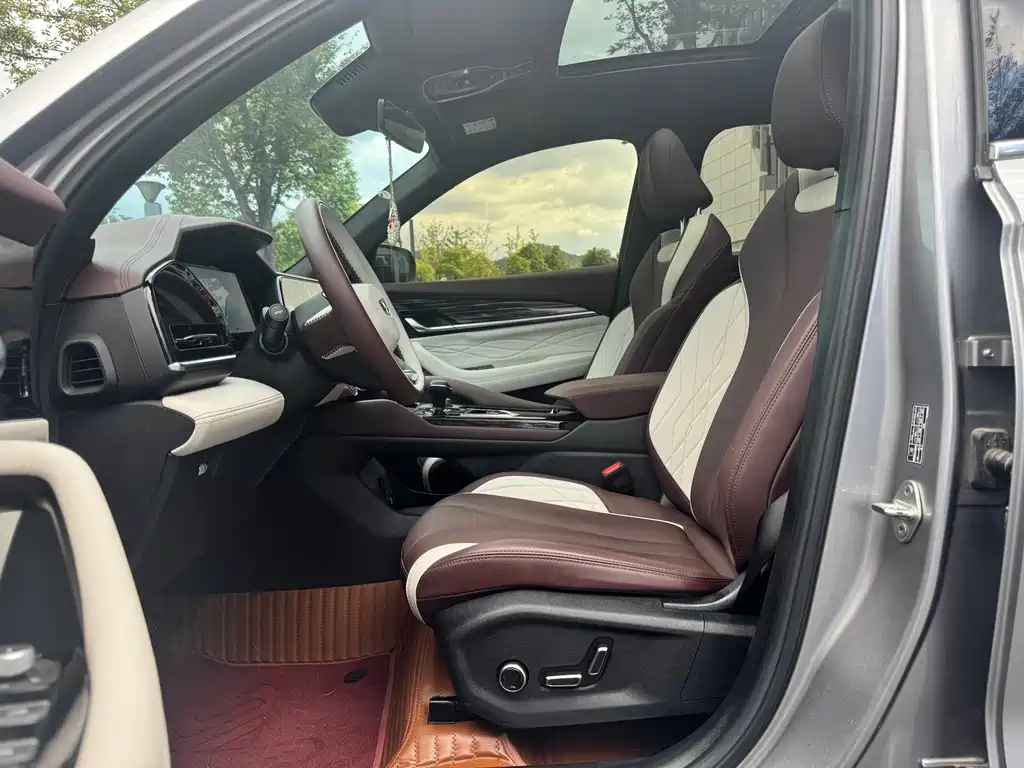 Geely Xingyue L — миниатюра 9