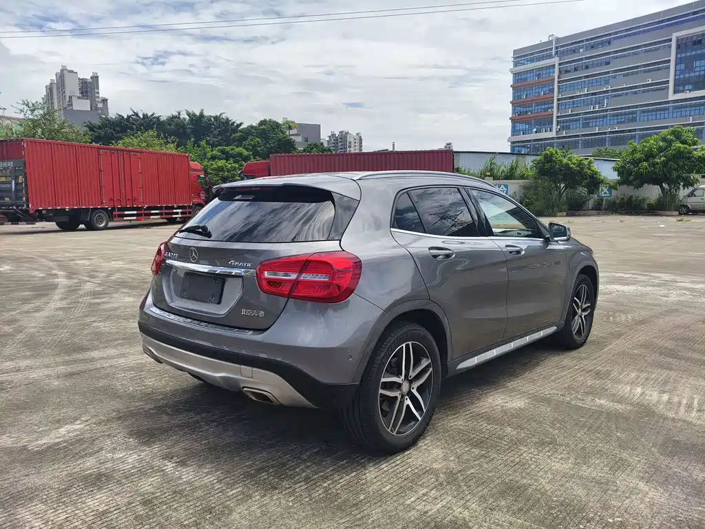 Mercedes-Benz GLA — миниатюра 6