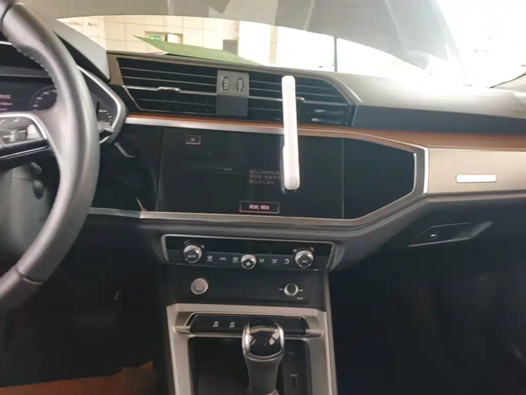 Audi Q3 — миниатюра 13