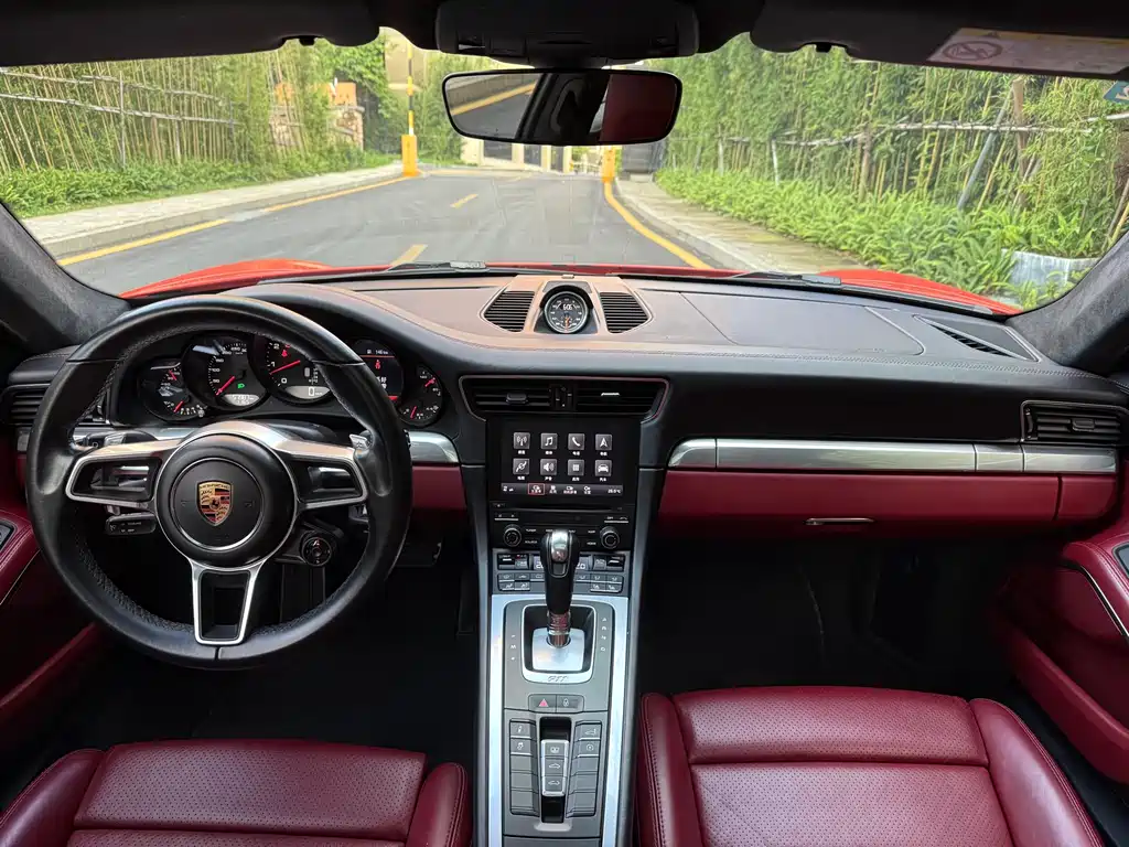Porsche 911 2016 Carrera 3.0T