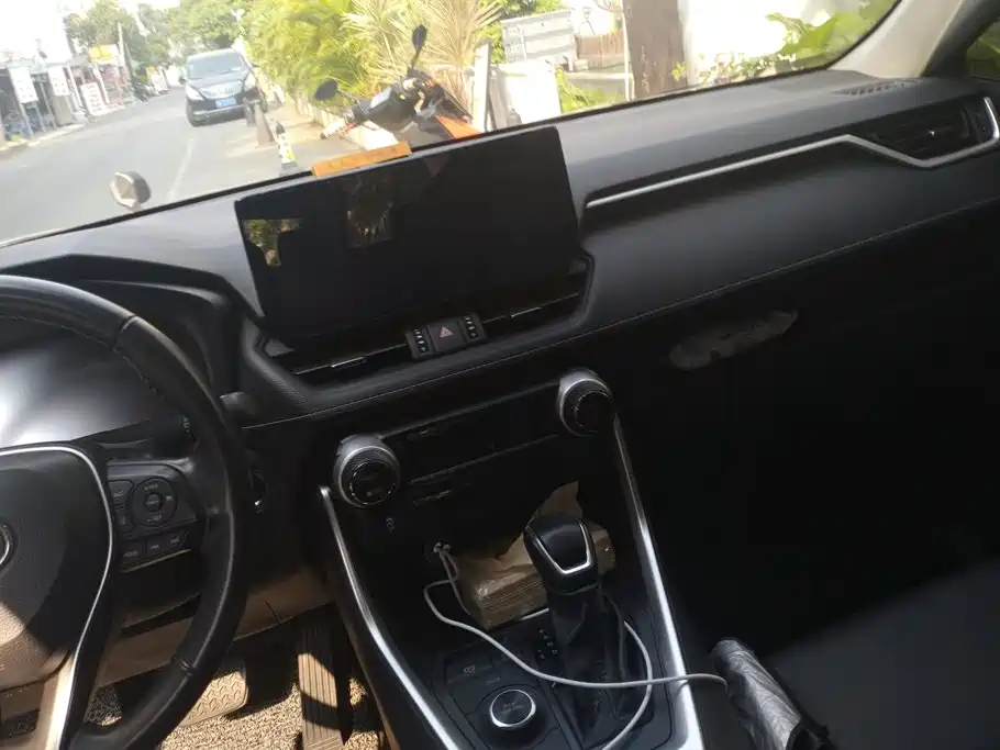 Toyota Wildlander — миниатюра 13
