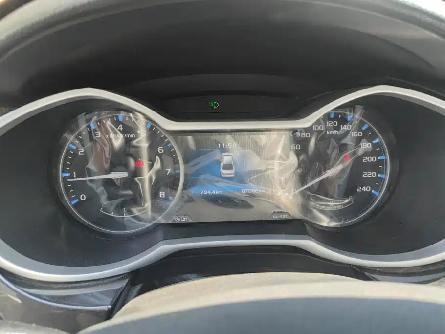 Geely Emgrand — миниатюра 14