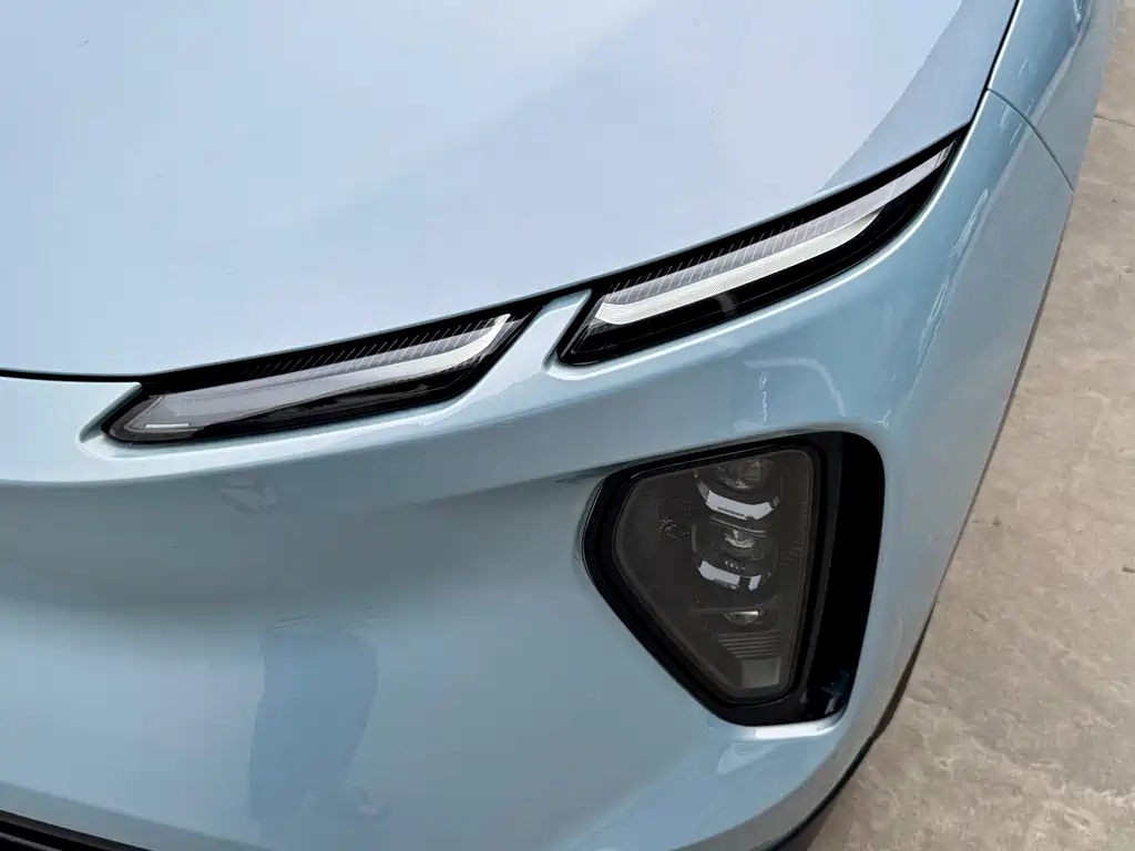 NIO EC6 — миниатюра 31