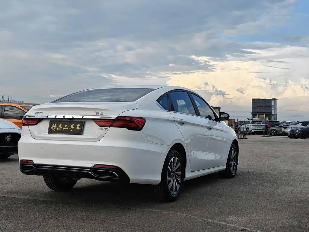 Geely Binrui — миниатюра 9