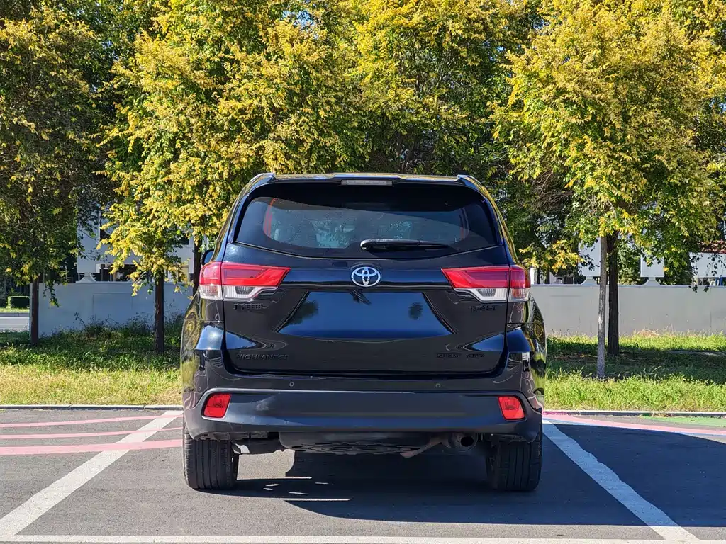 Toyota Highlander — миниатюра 5