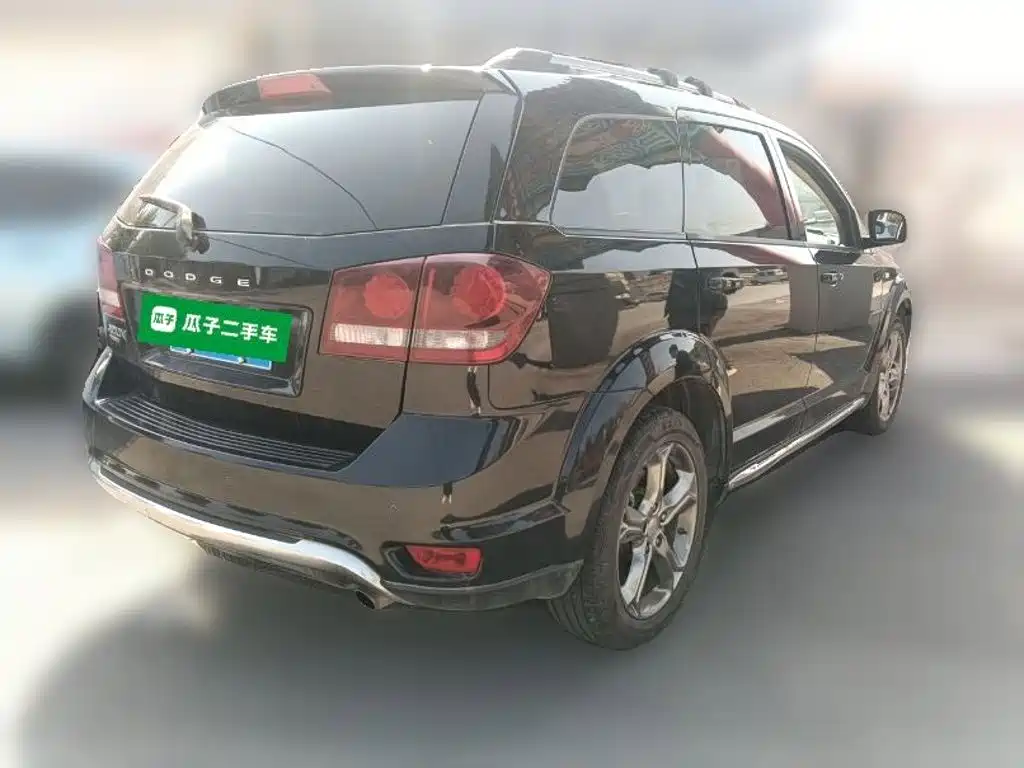 Dodge Journey — миниатюра 4
