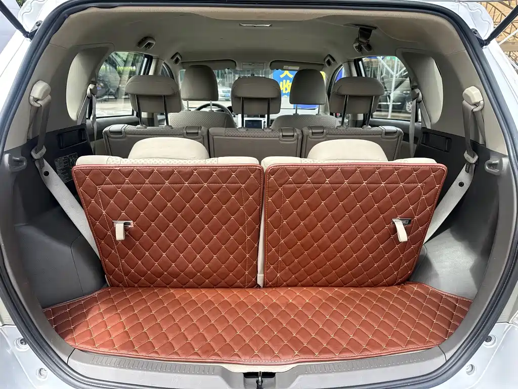 Toyota Verso — миниатюра 13