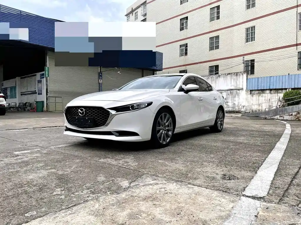 Mazda 3 Axela 2021