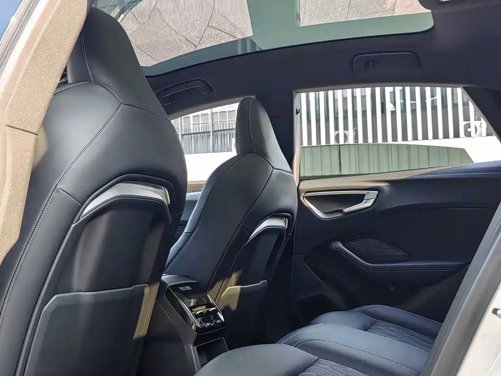 Audi A5L Sportback — миниатюра 15