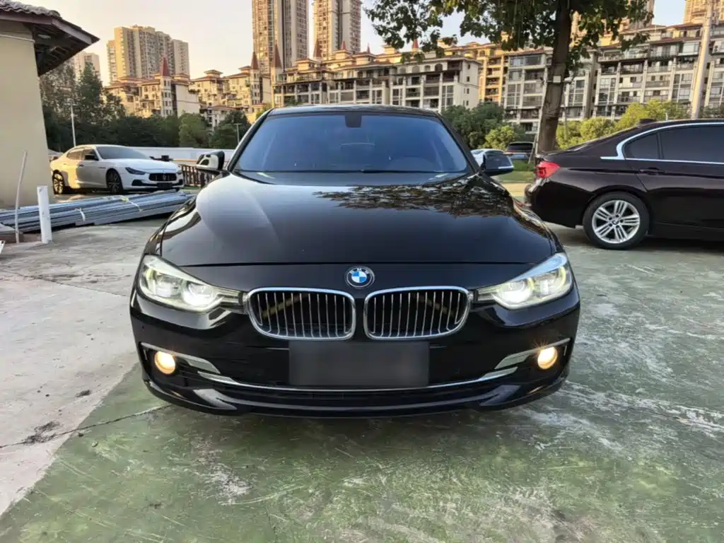 BMW 3 Series — миниатюра 3