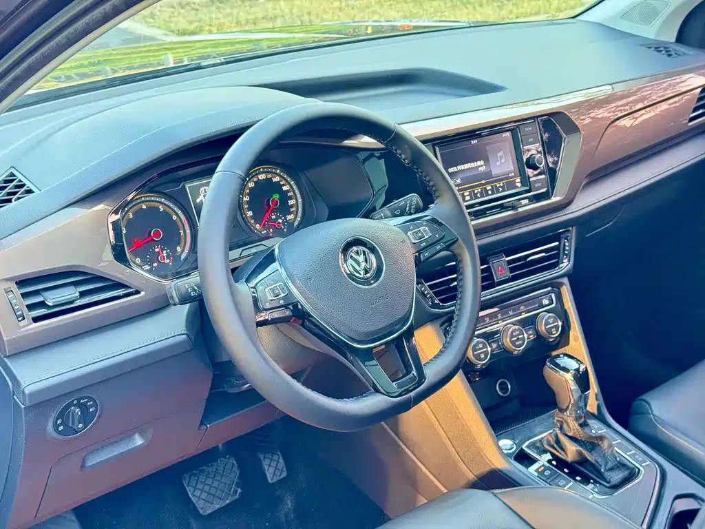 Volkswagen Tharu — миниатюра 11