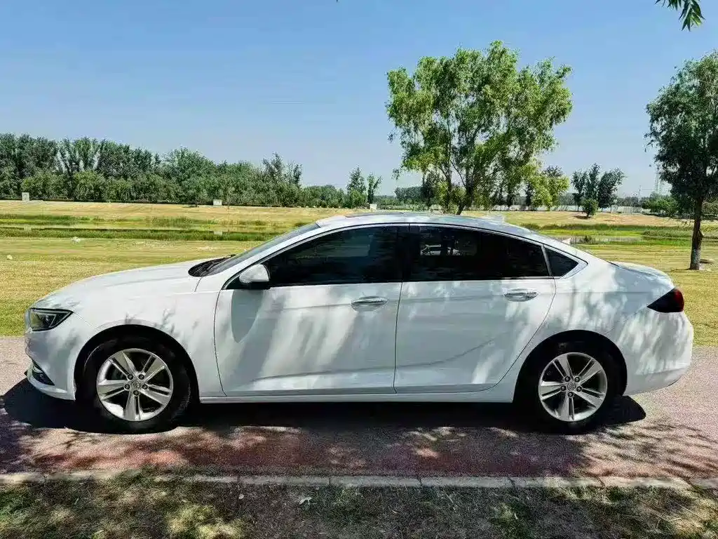Buick Regal 2020 552T Elite