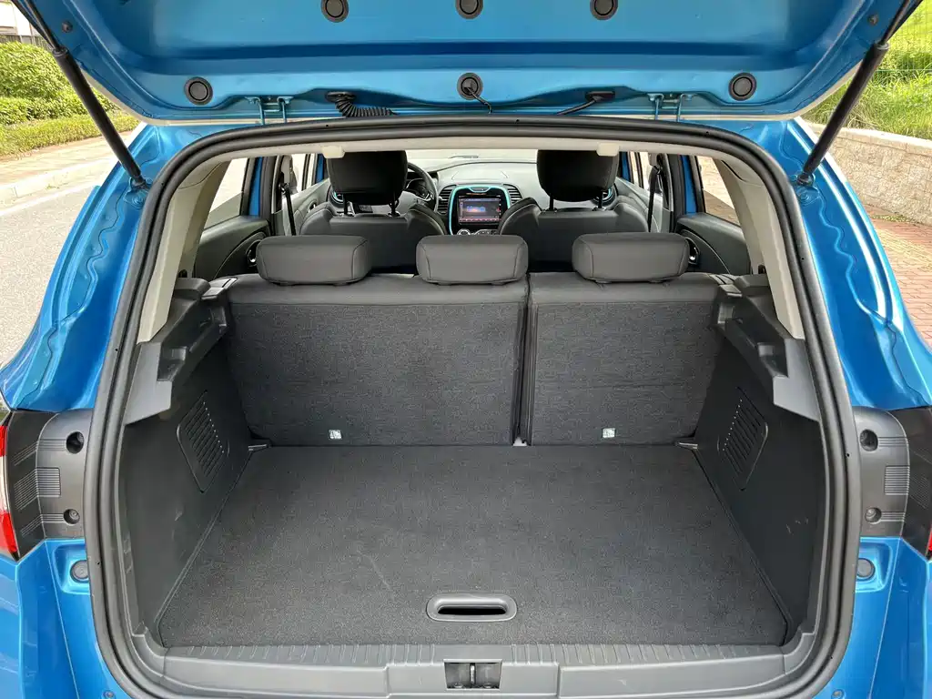 Renault Captur — миниатюра 26