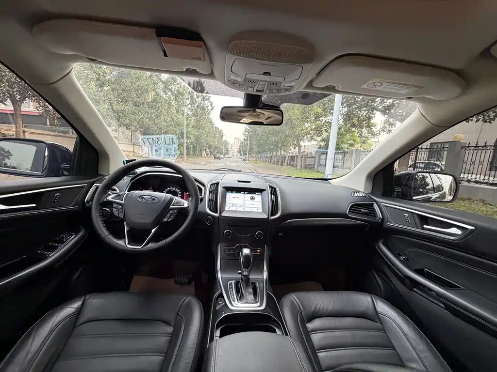 Ford Edge 2016 EcoBoost 245 7 мест