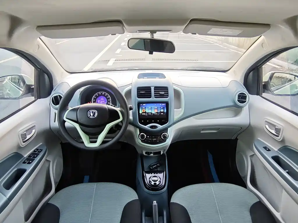 Changan Benben E-Star — миниатюра 8